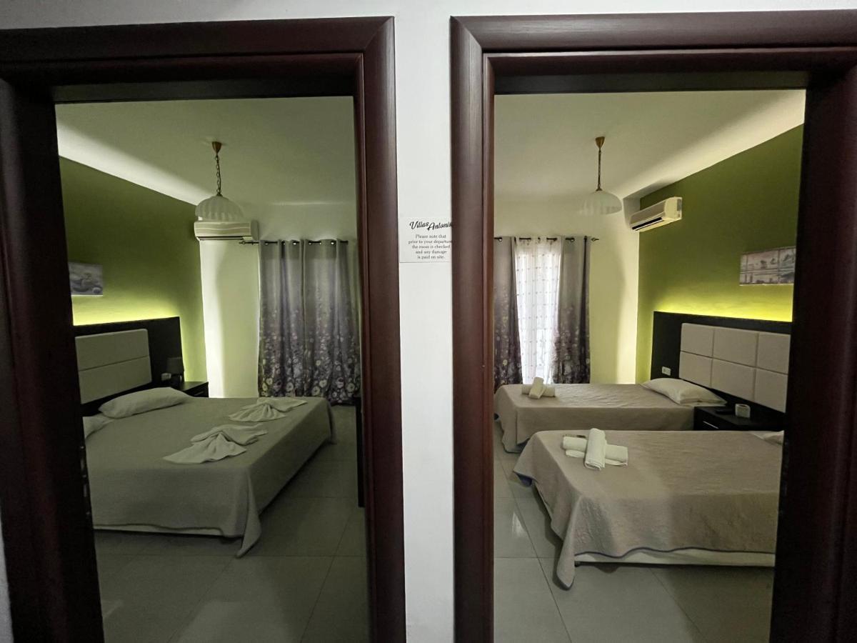 Villa Antonis Deluxe Apartments Amoudi Exterior photo