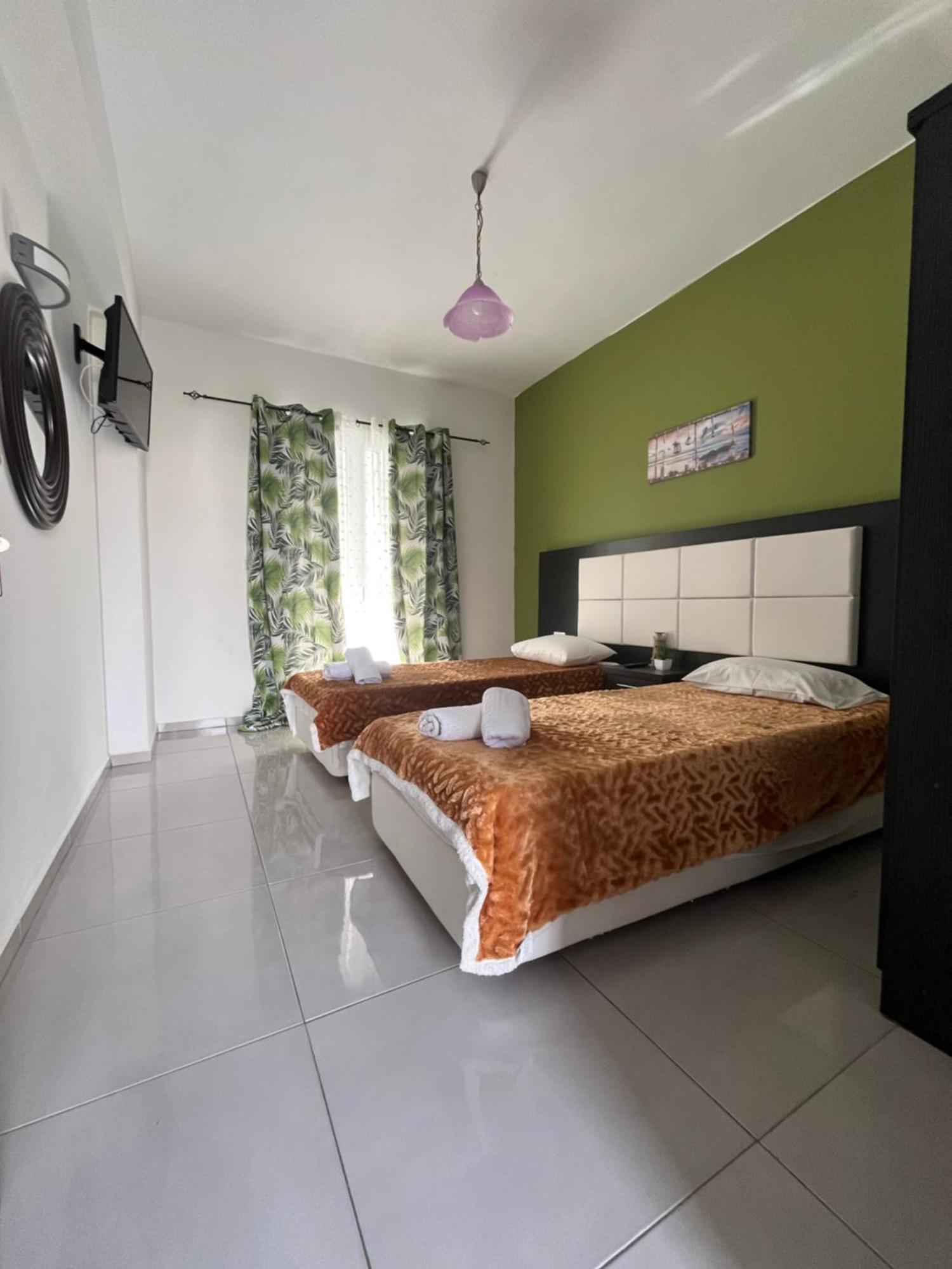 Villa Antonis Deluxe Apartments Amoudi Exterior photo
