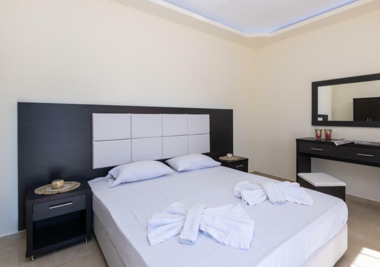 Villa Antonis Deluxe Apartments Amoudi Exterior photo