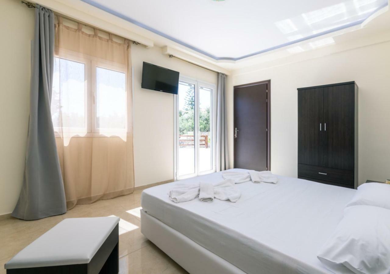 Villa Antonis Deluxe Apartments Amoudi Exterior photo