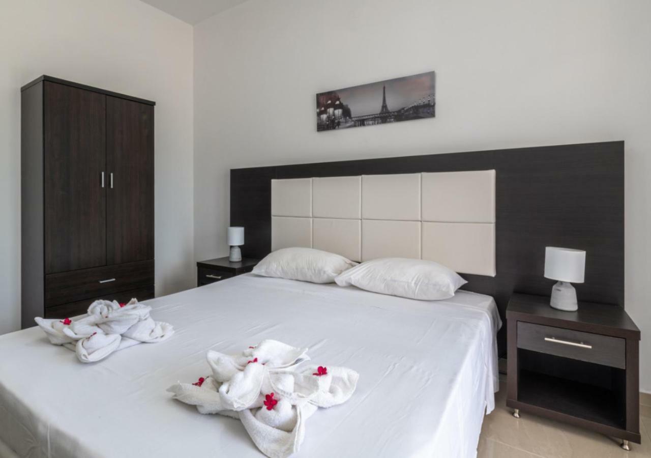 Villa Antonis Deluxe Apartments Amoudi Exterior photo